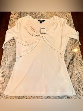 ✨ NWT Lauren Ralph Lauren Ribbed Twist Front Top | Size Medium | Cream ✨